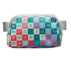 Lululemon Everywhere Belt Bag 1 L Checked Moment Mult Vapor NWT